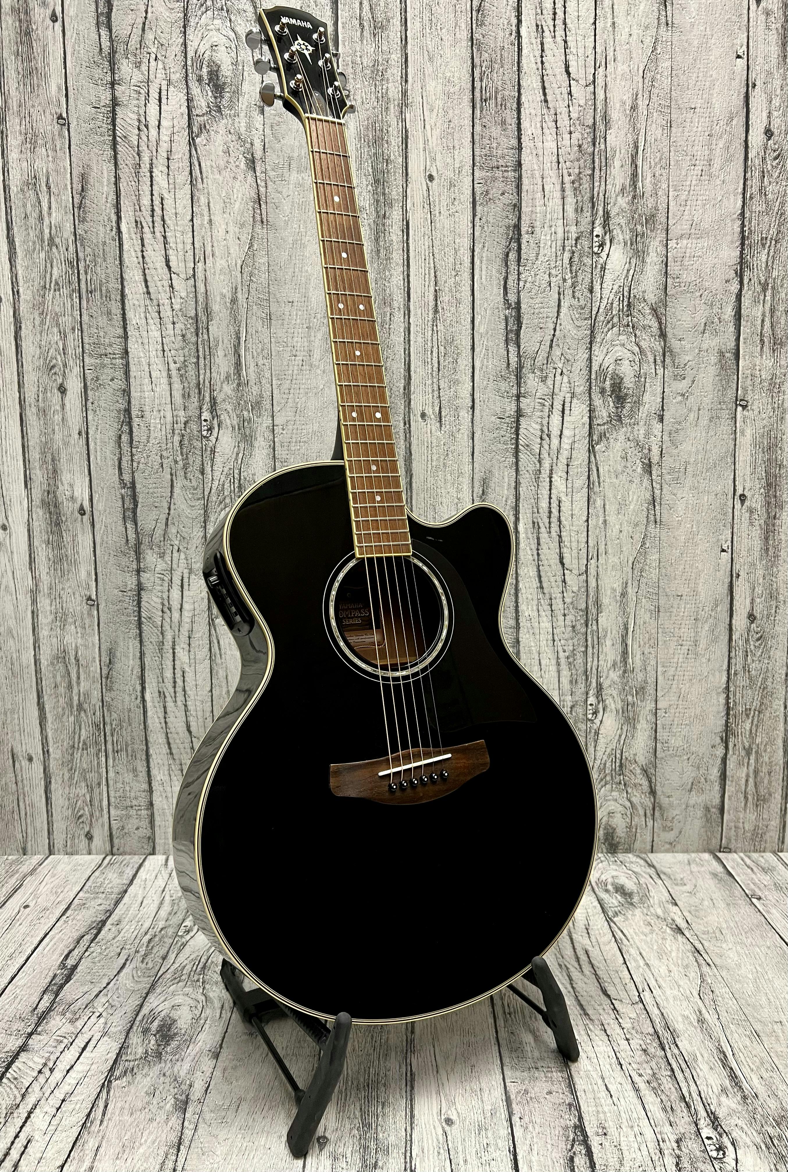 Yamaha CPX700 Black Electro-Acoustic Guitar with Hard Case